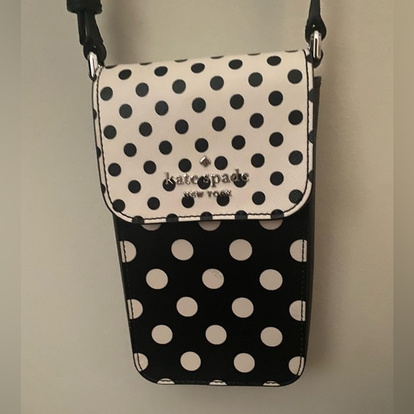 kate spade Handbags - Kate spade small polka dot crossbody